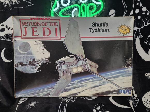 MPC Other - MPC Star Wars Return Of The Jedi Shuttle Tydirium 1983